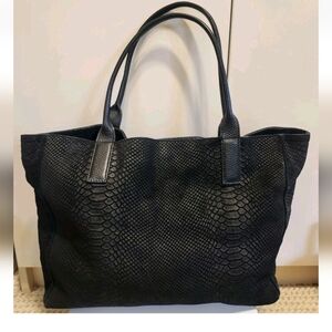 J. McLaughlin Black Python Print Embossed Leather Carryall/Tote Bag Ret.$398